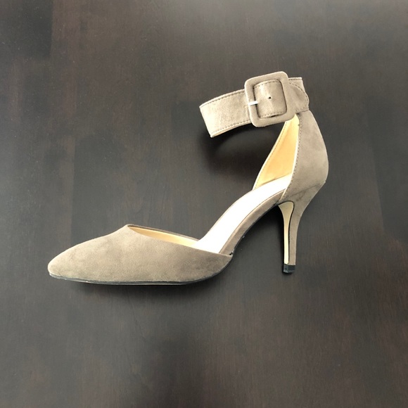 Zara Ankle Strap Heels - Picture 3 of 7